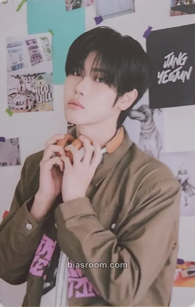 Jang Yeojun Closer (to my archive) Membership Kit Photocard - CLOSE YOUR EYES - CLOSE YOUR EYES K-pop photocard
