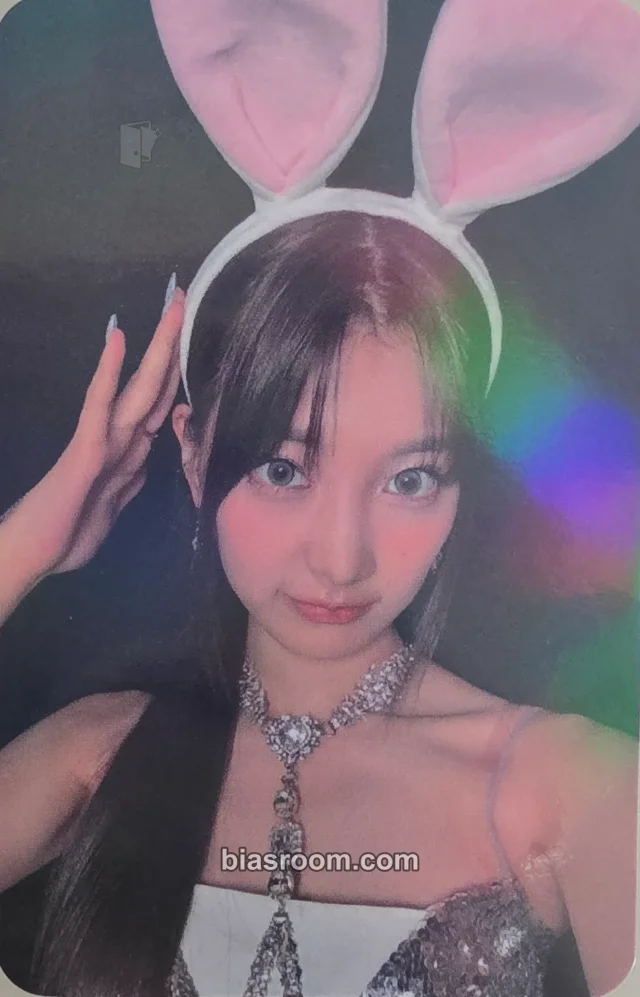 WOOAH - Minseo - Unframed Album holographic (hologram) musicplant (music plant) fansign winner benefit