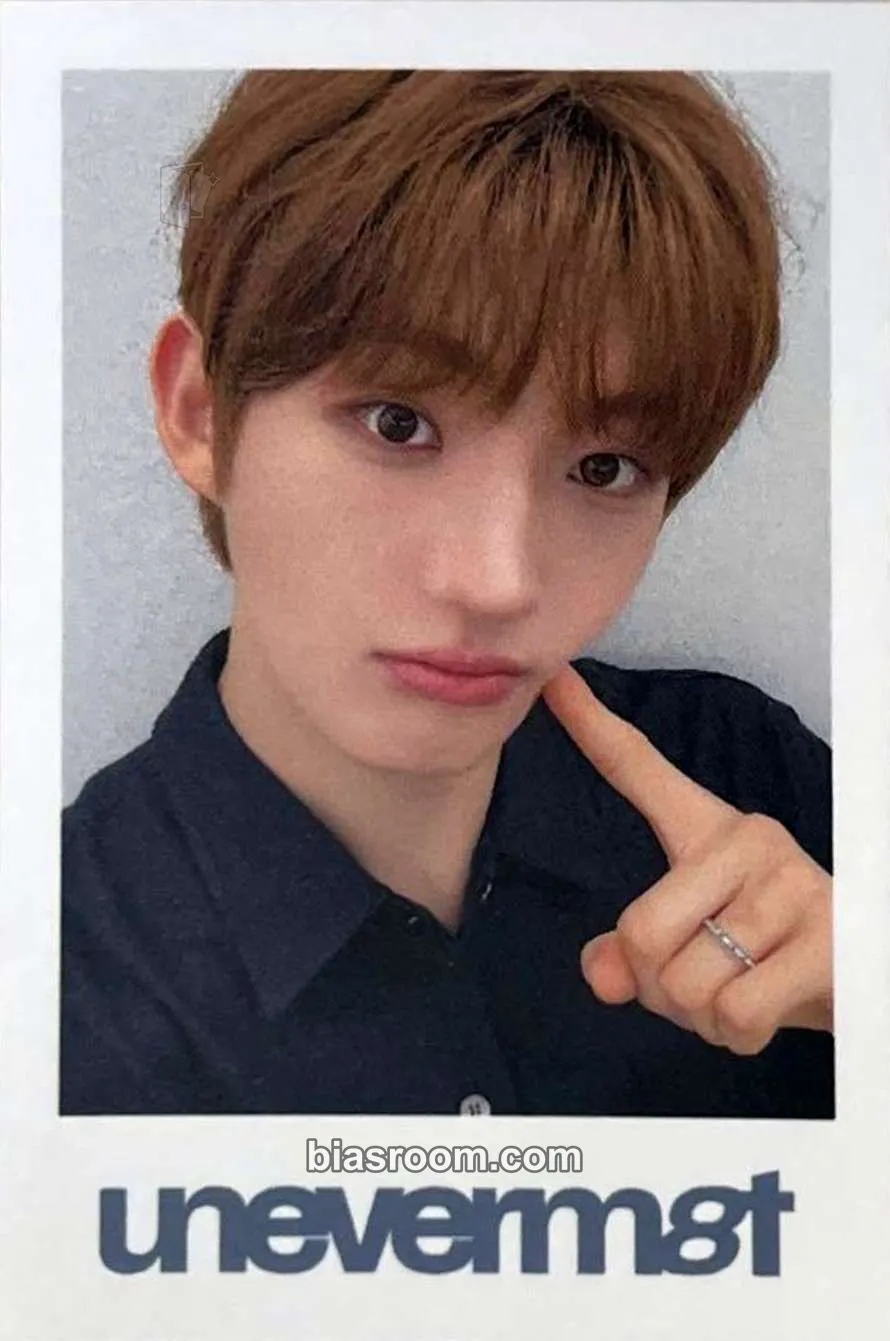 Kim HeeJu unevermet Photocard - idntt - idntt K-pop photocard