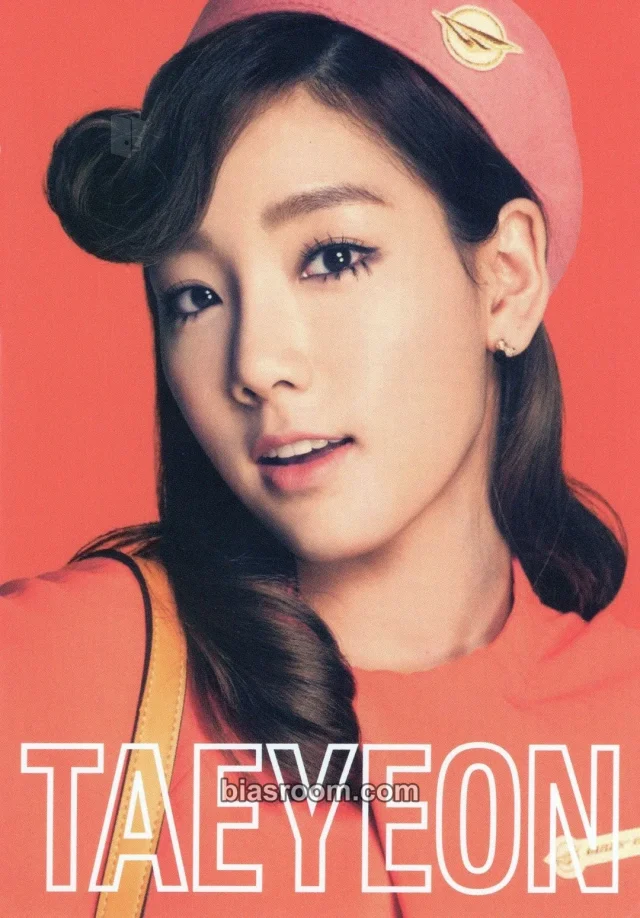 Girls' Generation - Taeyeon - Girls & Peace Japan 2nd Tour Event trading card non-standard size tour merch