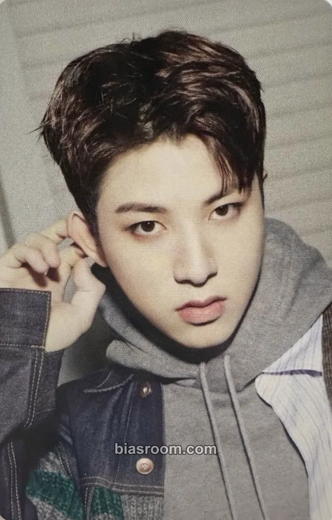 So Junghwan THE SECOND STEP : CHAPTER ONE Photocard - TREASURE - TREASURE K-pop photocard