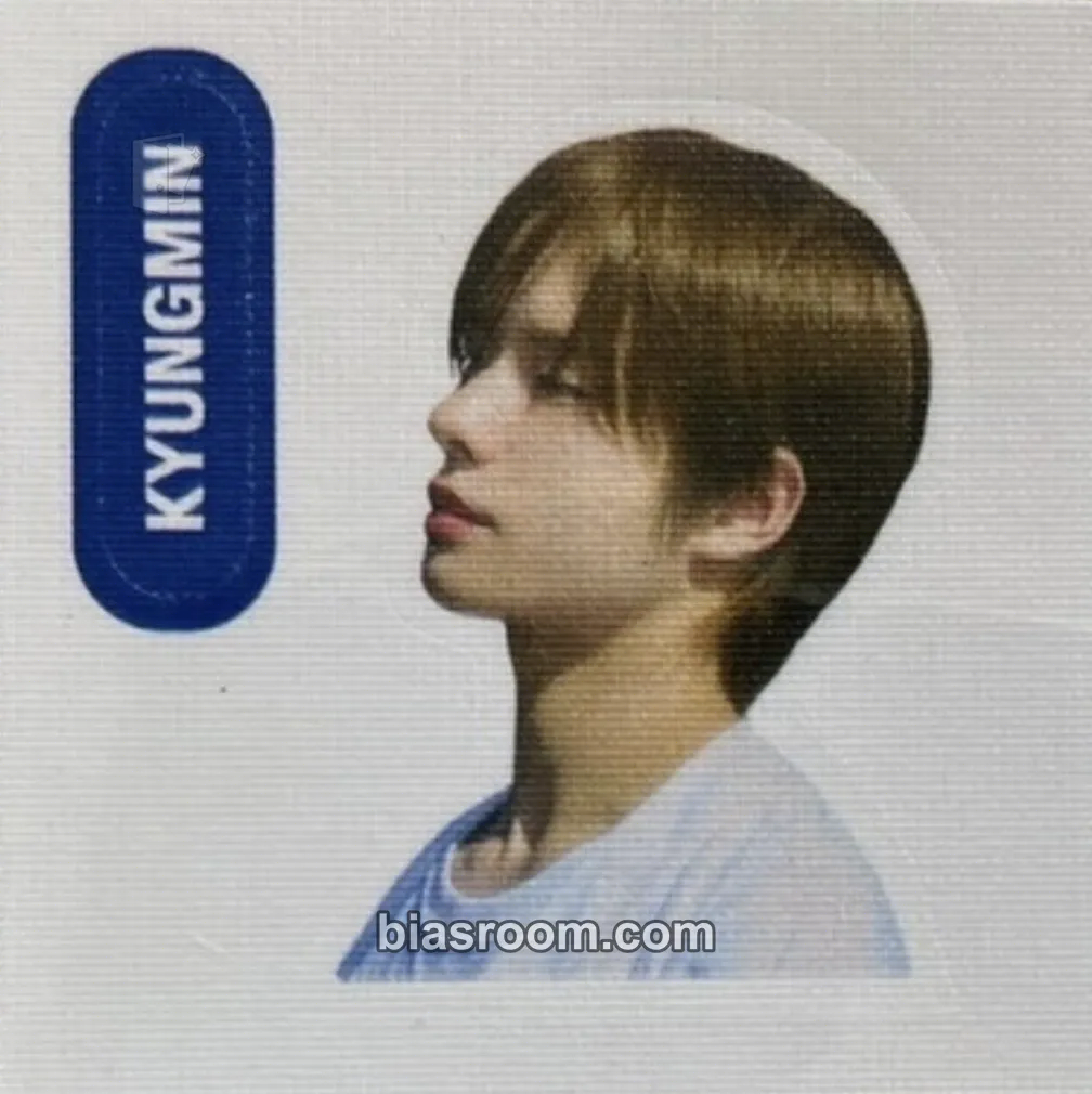 Kyungmin Sparkling Blue Photocard - TWS - TWS K-pop photocard