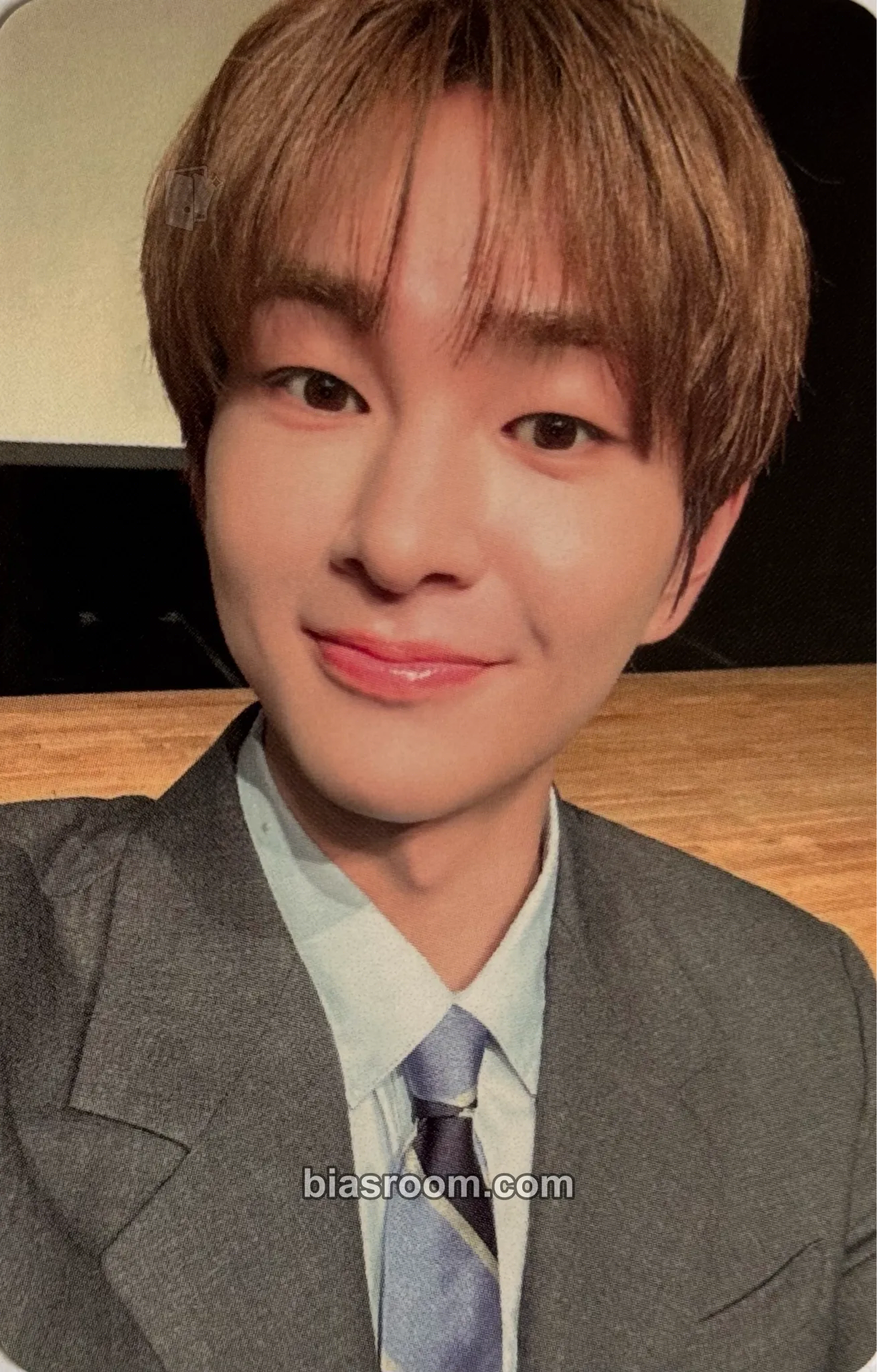 Onew Tough Love Photocard - SHINee - SHINee K-pop photocard