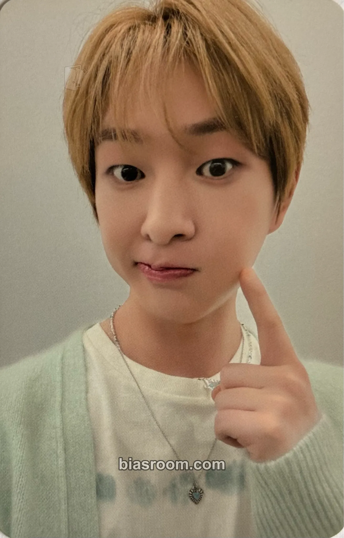 Onew Tough Love Photocard - SHINee - SHINee K-pop photocard