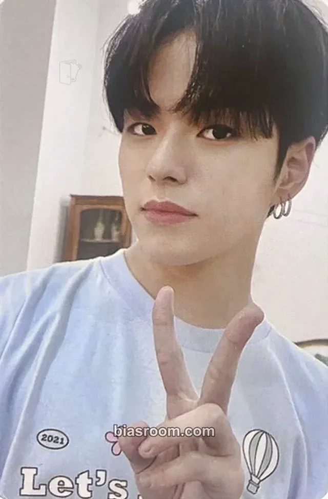 TREASURE - Yoon Jaehyuk - THE SECOND STEP : CHAPTER ONE Album merch photocard pop-up trading card