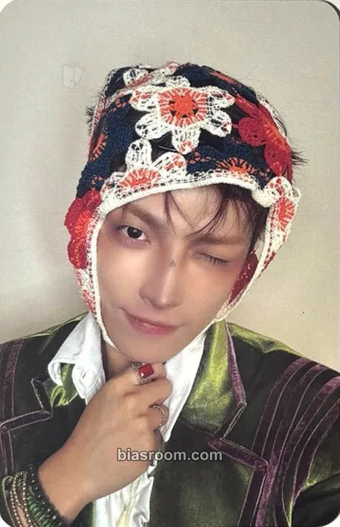 Hongjoong GOLDEN HOUR : Part.5 Photocard - ATEEZ - ATEEZ K-pop photocard