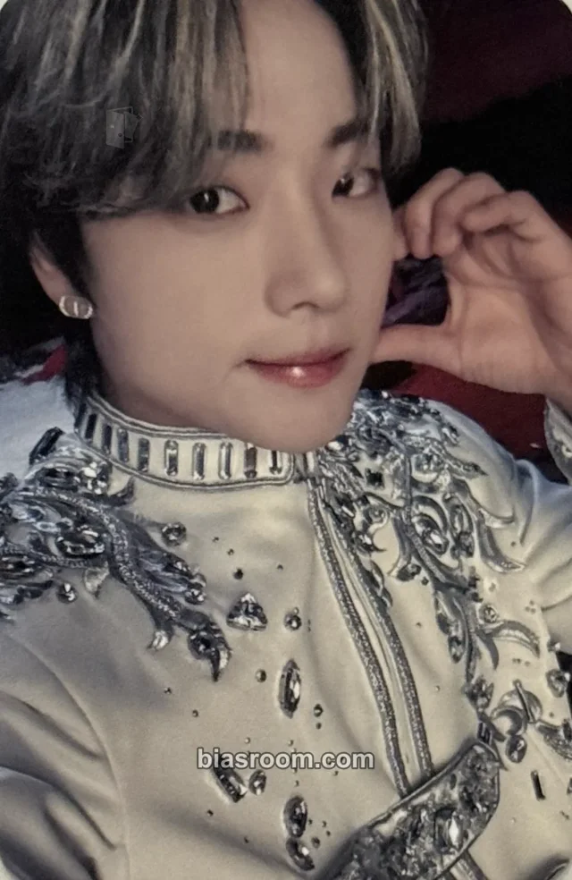 ONF - E-Tion - 2024 ONF CONCERT SPOTLIGHT PHOTOBOOK Other pob (pre-order benefit) dear my muse (dmm)