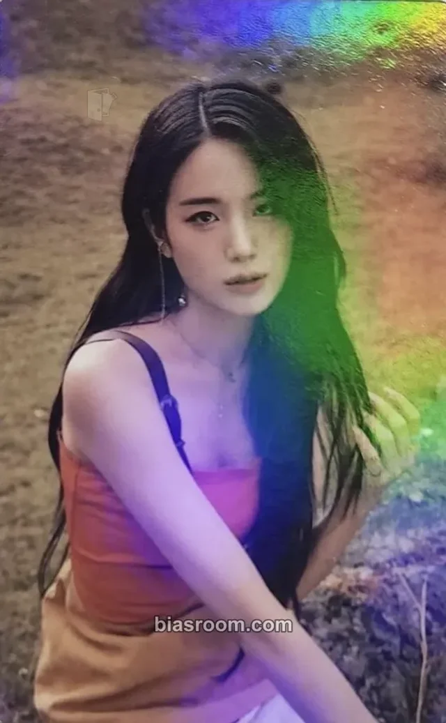 fromis_9 - Gyuri - From Our Memento Box Album pob (pre-order benefit) weverse global shop (wvg) holographic (hologram) jewel case version