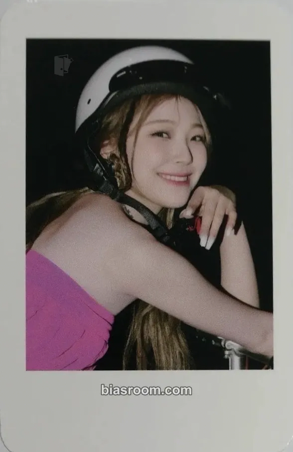 Jiheon Midnight Guest Photocard - fromis_9 - fromis_9 K-pop photocard