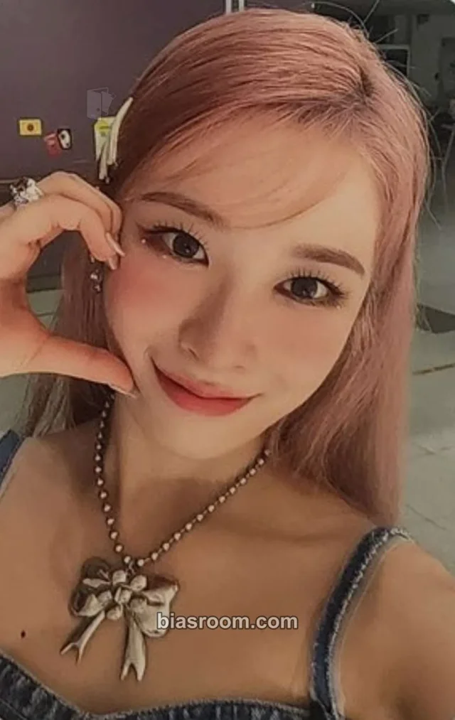 Rocket Punch - Yunkyoung - Boom Album joeun music fansign round 2