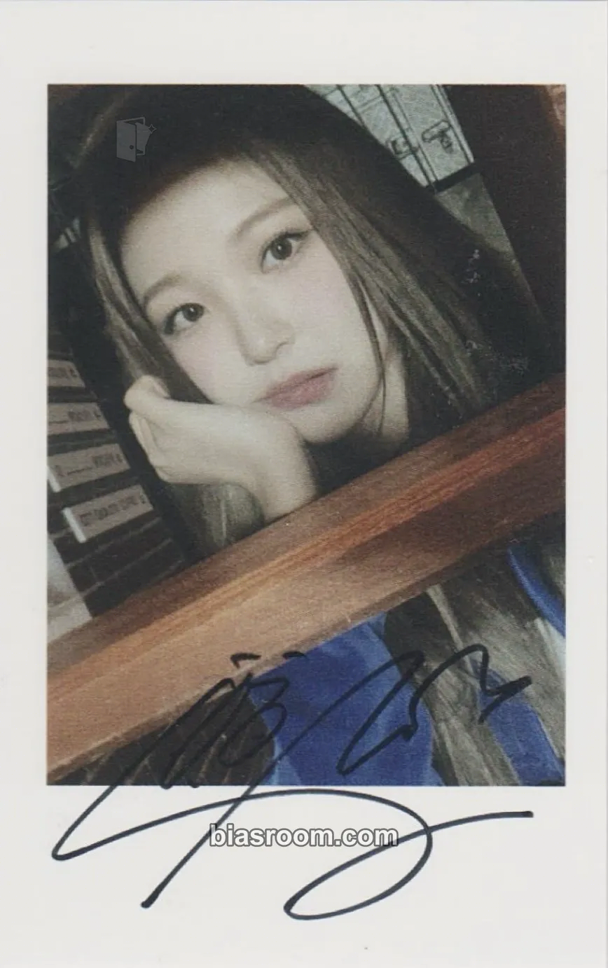 Jiheon Midnight Guest Photocard - fromis_9 - fromis_9 K-pop photocard