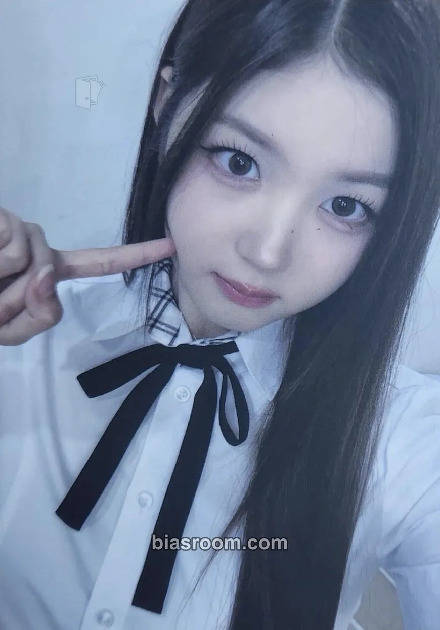 Joobin tripleS 1st Concert: Girls Never Stop Photocard - tripleS - tripleS K-pop photocard