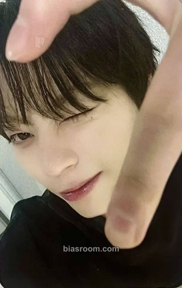 POW - Hong - Being Tender Album jjmuze (jj muze) video call (fancall)