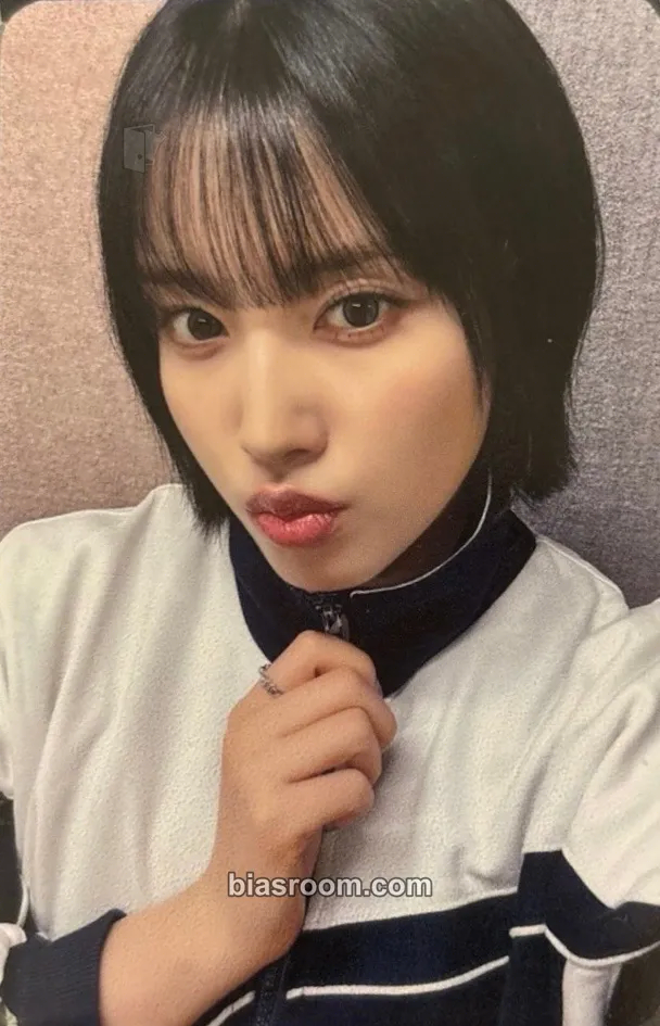 Yoon S Photocard - STAYC - STAYC K-pop photocard