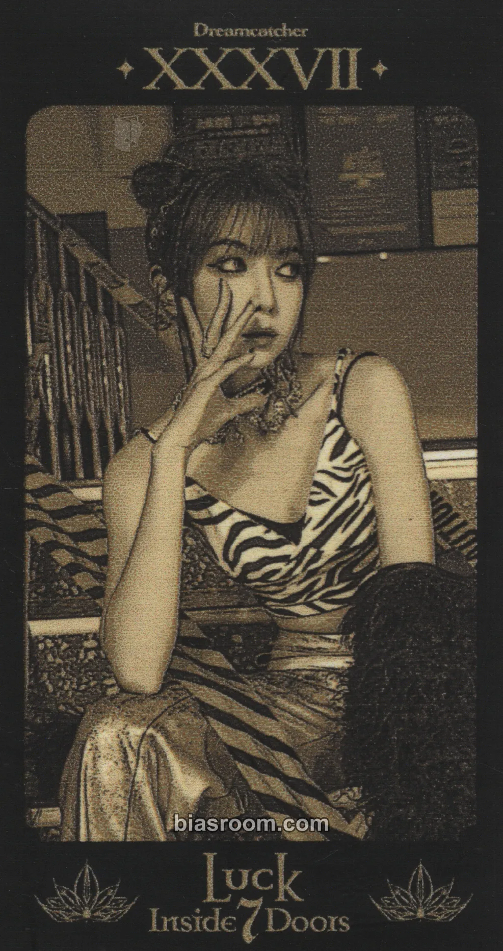 Dreamcatcher ダミ　トレカ MMT ツアー　フォトブック Dami Luck Inside 7 Doors World Tour Photocard - Dreamcatcher
