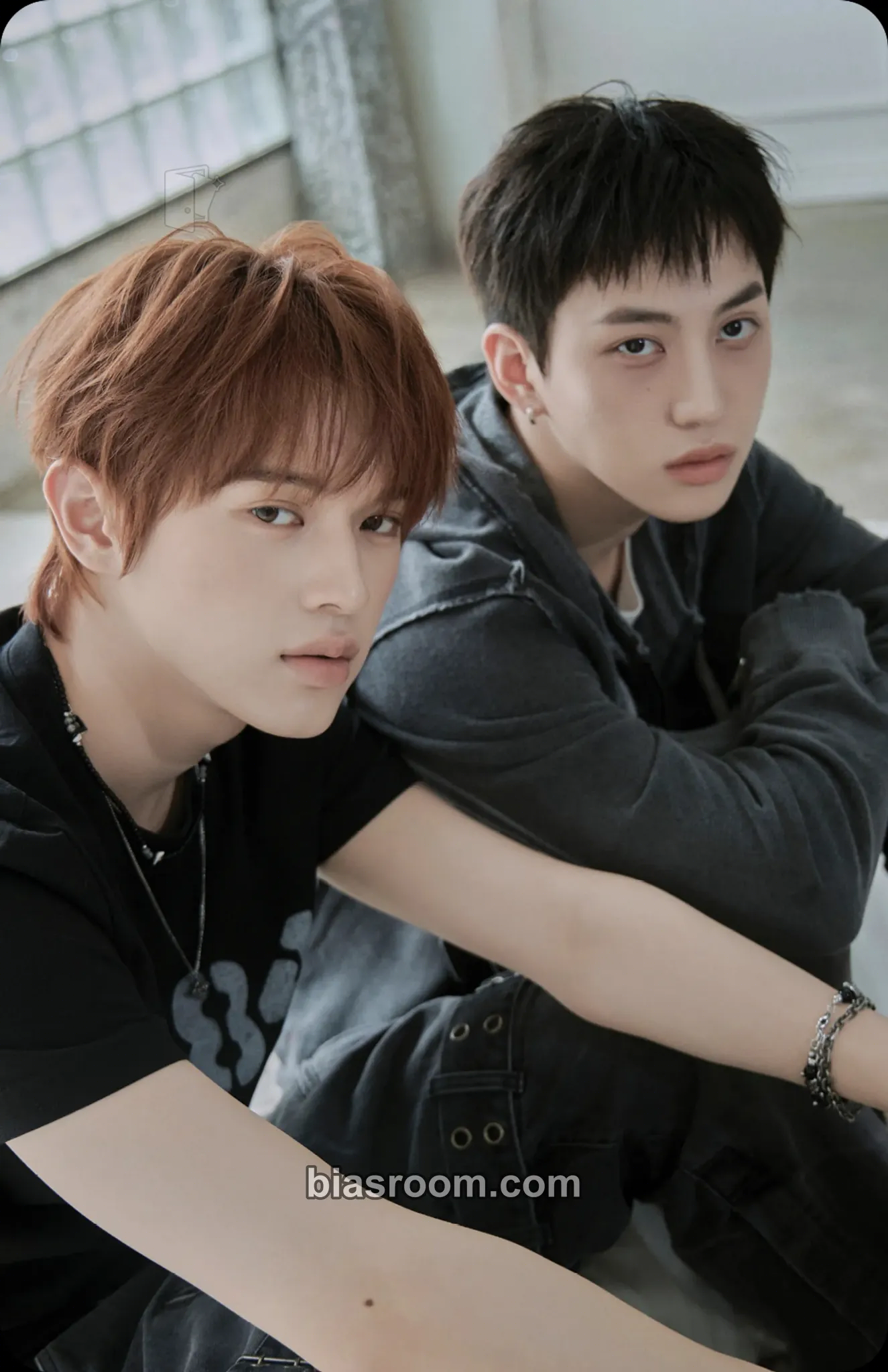 itsnotover Photocard - idntt - idntt K-pop photocard