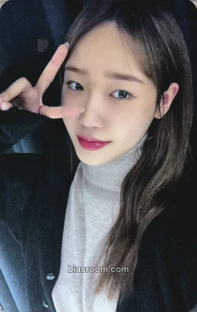 Weki Meki - Yoojung - Weki Meki 2000 Day Anniversary Cafe Event Event entrance / attendance benefit