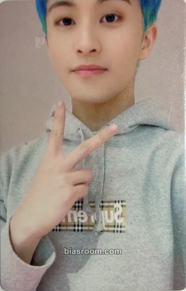 NCT 127 - Mark - Favorite Album withfans / yizhiyu (yzy) fansign