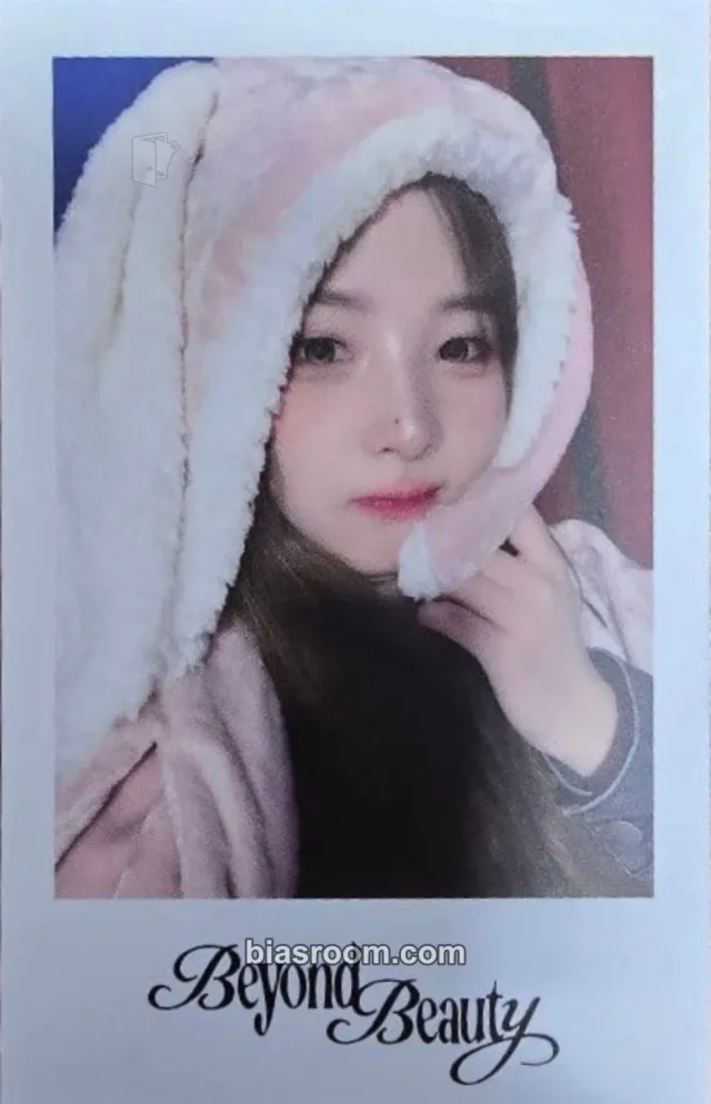 tripleS - Hayeon - Beyond Beauty Album hellolive fansign round 2 polaroid