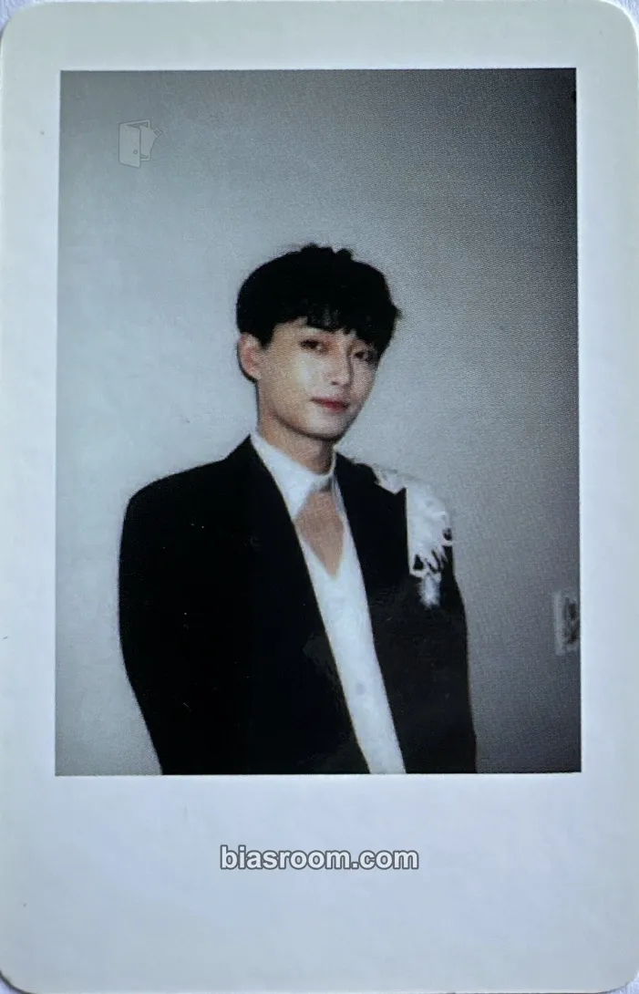 Longguo JBJ FANTASY POP-UP STORE Photocard - JBJ - JBJ K-pop photocard