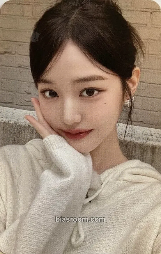 Wonyoung IVE The 1st World Tour in Cinema : Show What I Have Photocard - IVE - IVE K-pop photocard