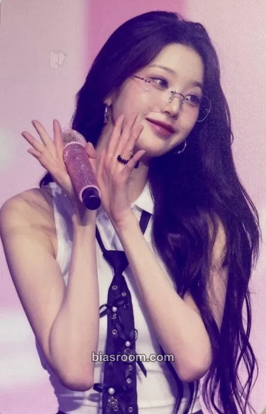 Wonyoung IVE The 1st World Tour in Cinema : Show What I Have Photocard - IVE - IVE K-pop photocard