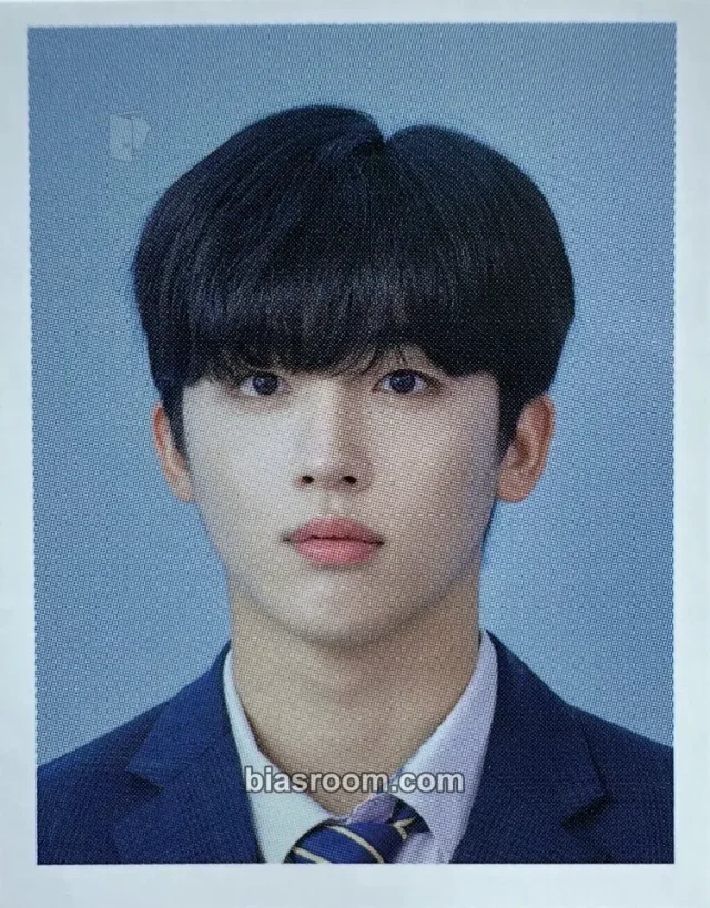 WEi - Yohan - 2021 Season's Greetings Other season's greetings id photo