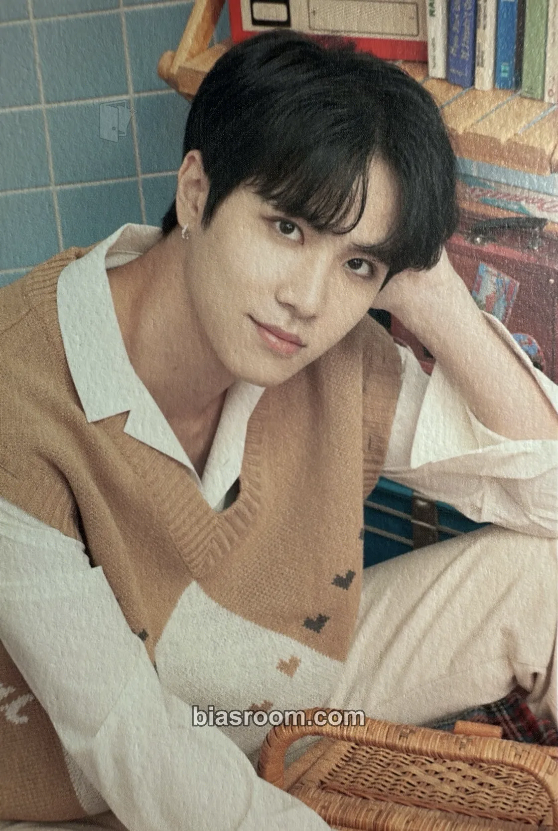 Donghan 2021 Season's Greetings Photocard - WEi - WEi K-pop photocard