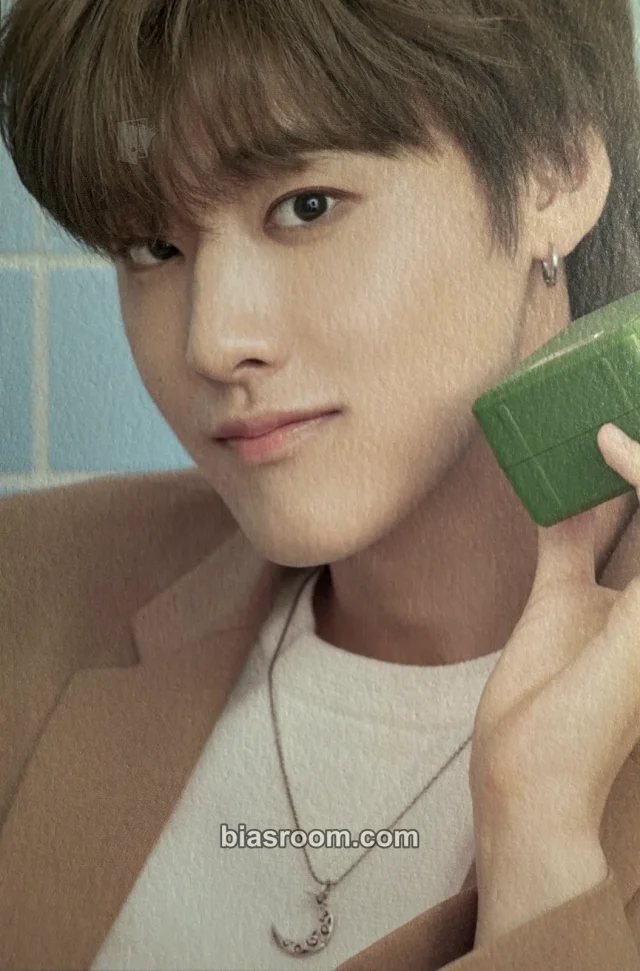 WEi - Yongha - 2021 Season's Greetings Other season's greetings postcard set