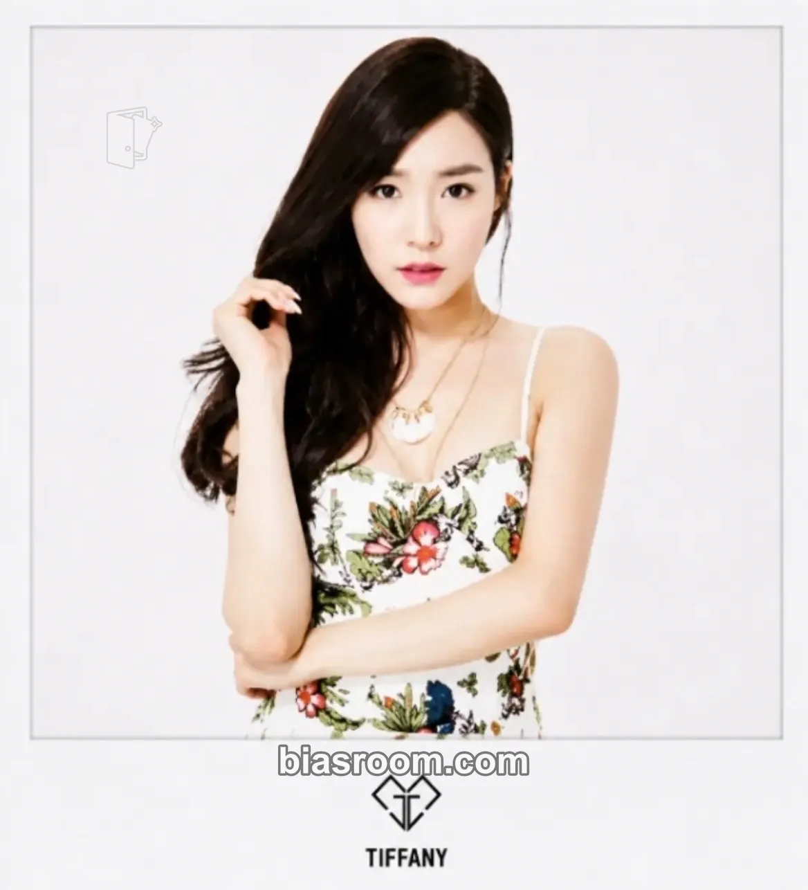 Tiffany SMTOWN Coex Artium Photocard - Girls' Generation - Girls' Generation K-pop photocard