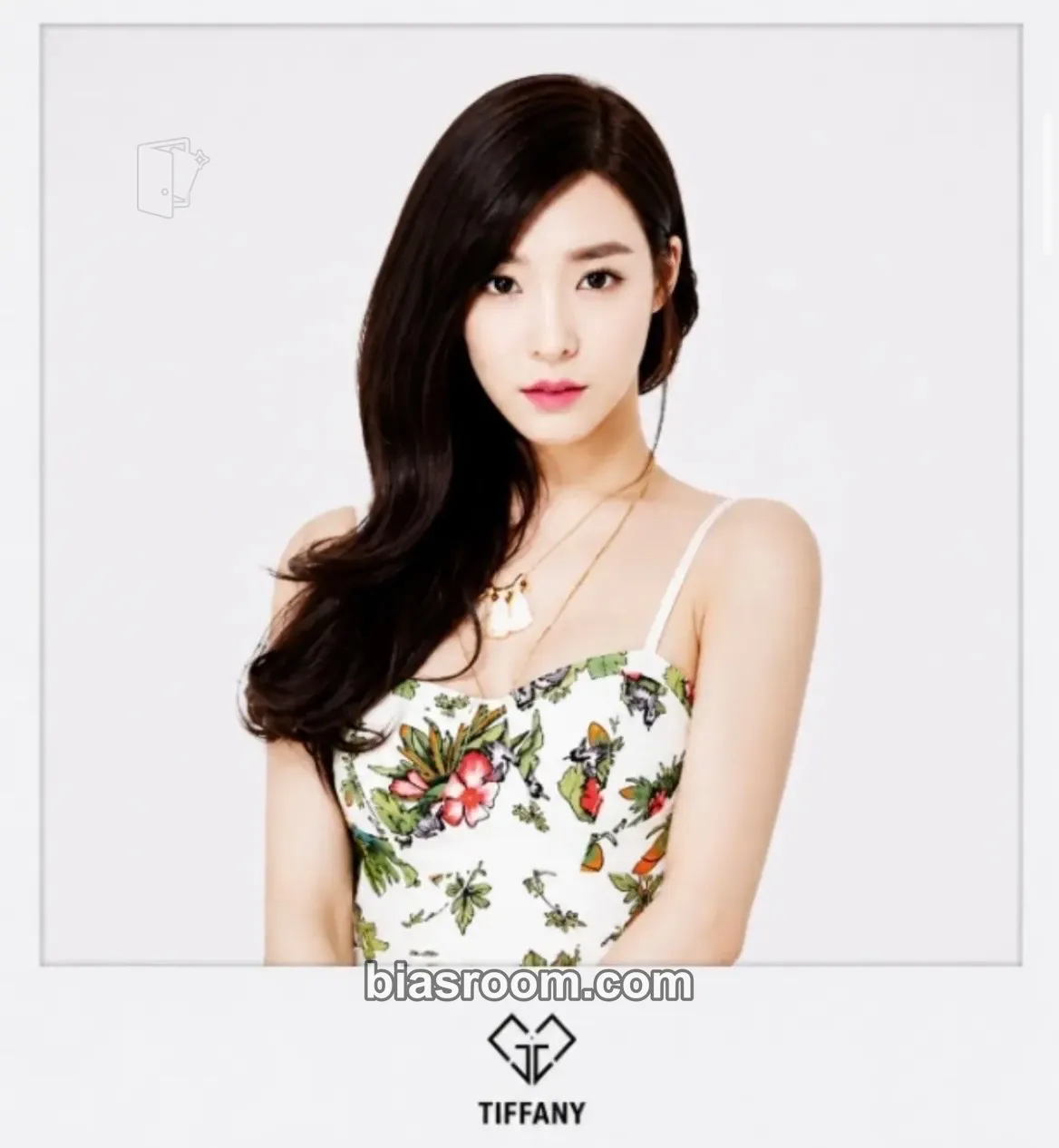 Tiffany SMTOWN Coex Artium Photocard - Girls' Generation - Girls' Generation K-pop photocard