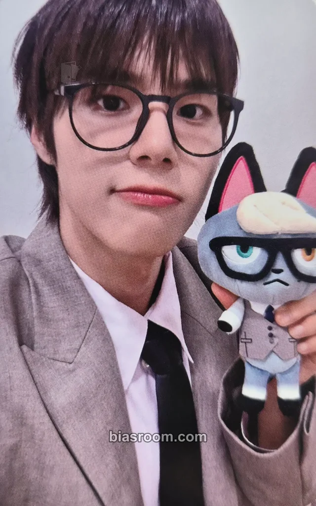82Major - Seongbin - FEELM Album video call (fancall) jump up round 2 DIY event