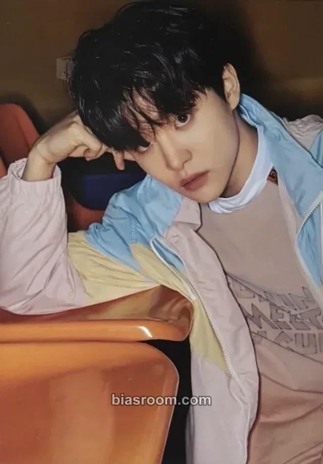 TREASURE - Jihoon - THE SECOND STEP : CHAPTER ONE Album album inclusion green version postcard