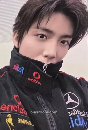 Hwiyoung About Love (Japanese version) Photocard - SF9 - SF9 K-pop photocard