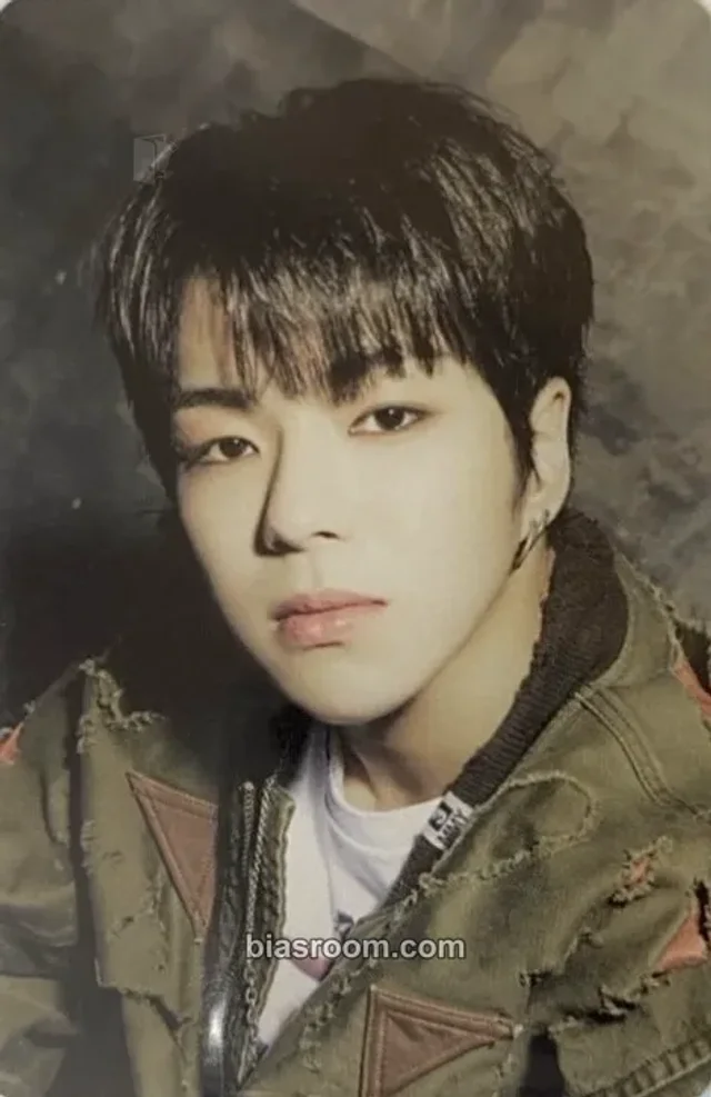 TREASURE - Yoon Jaehyuk - THE SECOND STEP : CHAPTER ONE Album merch photocard pop-up trading card