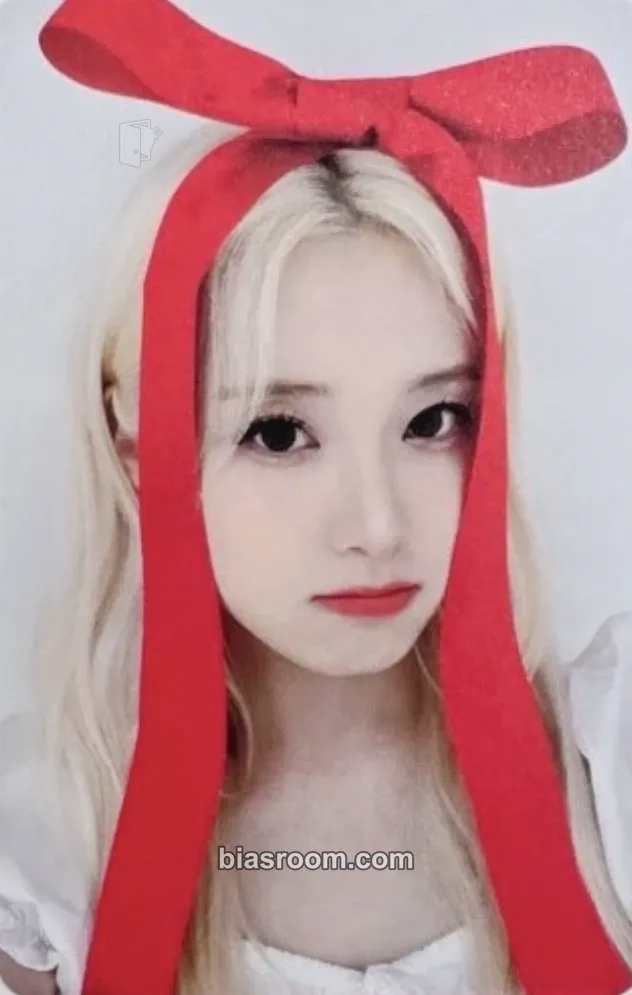 Nayoung POSE! Photocard - LIGHTSUM - LIGHTSUM K-pop photocard