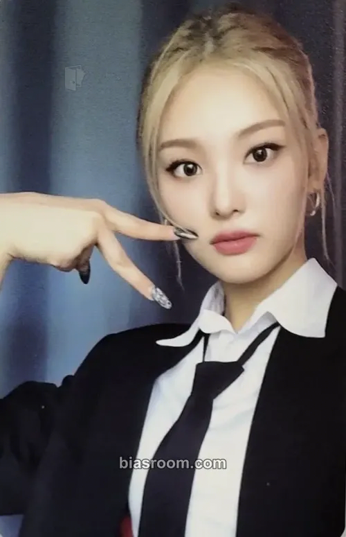 Sangah Into The Light Photocard - LIGHTSUM - LIGHTSUM K-pop photocard