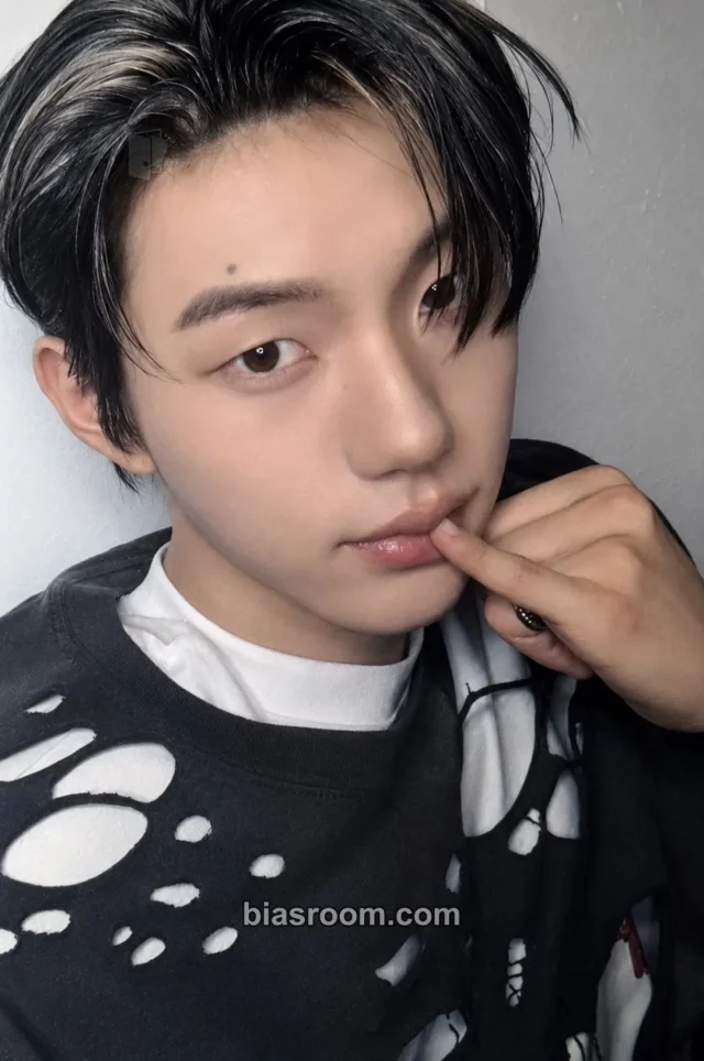 CLOSE YOUR EYES - Seo Kyoungbae - blackout Album beatroad video call (fancall)