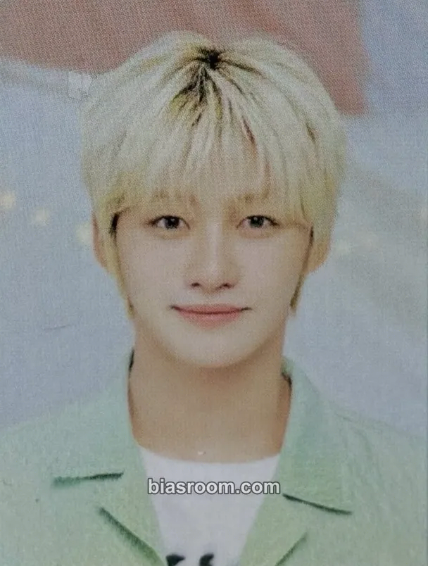 Jihoon 3rd 42 Membership Kit- 00:42 Dreaming Photocard - TWS - TWS K-pop photocard
