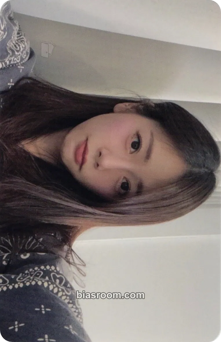 JiU Playlist #Your Youth Photocard - Dreamcatcher - Dreamcatcher K-pop photocard