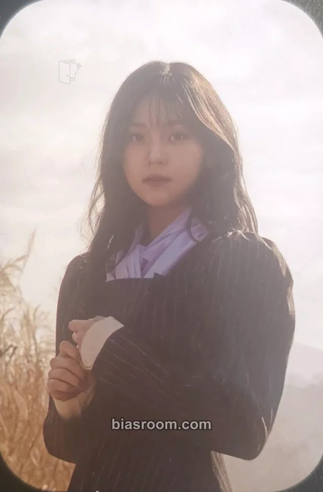 GFRIEND - Umji - 回: LABYRINTH Album pob (pre-order benefit) weverse global shop (wvg)