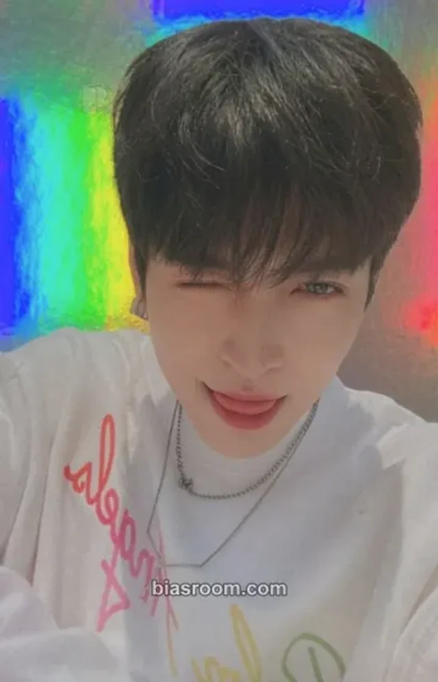 Omega X - Hwichan - Story Written in Music Album holographic (hologram) album photocard music version