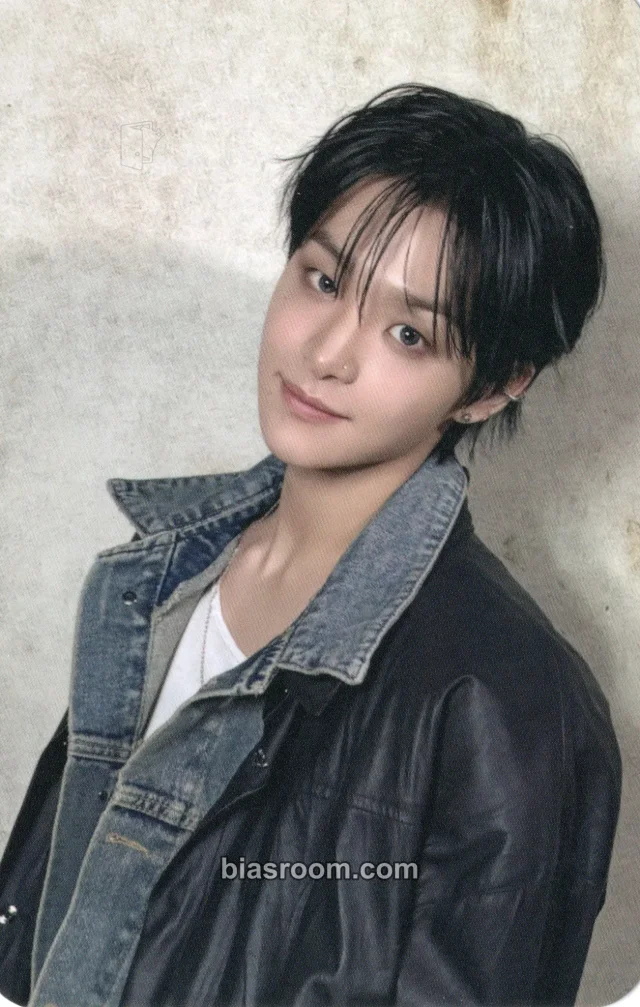 TREASURE - Jihoon - Pleasure Album hmv japan purchase benefit