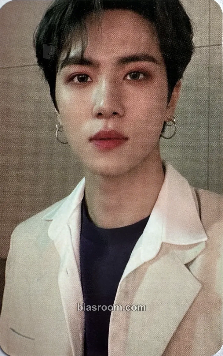 Donghan D-HOURS AM 7:03 Photocard - WEi - WEi K-pop photocard