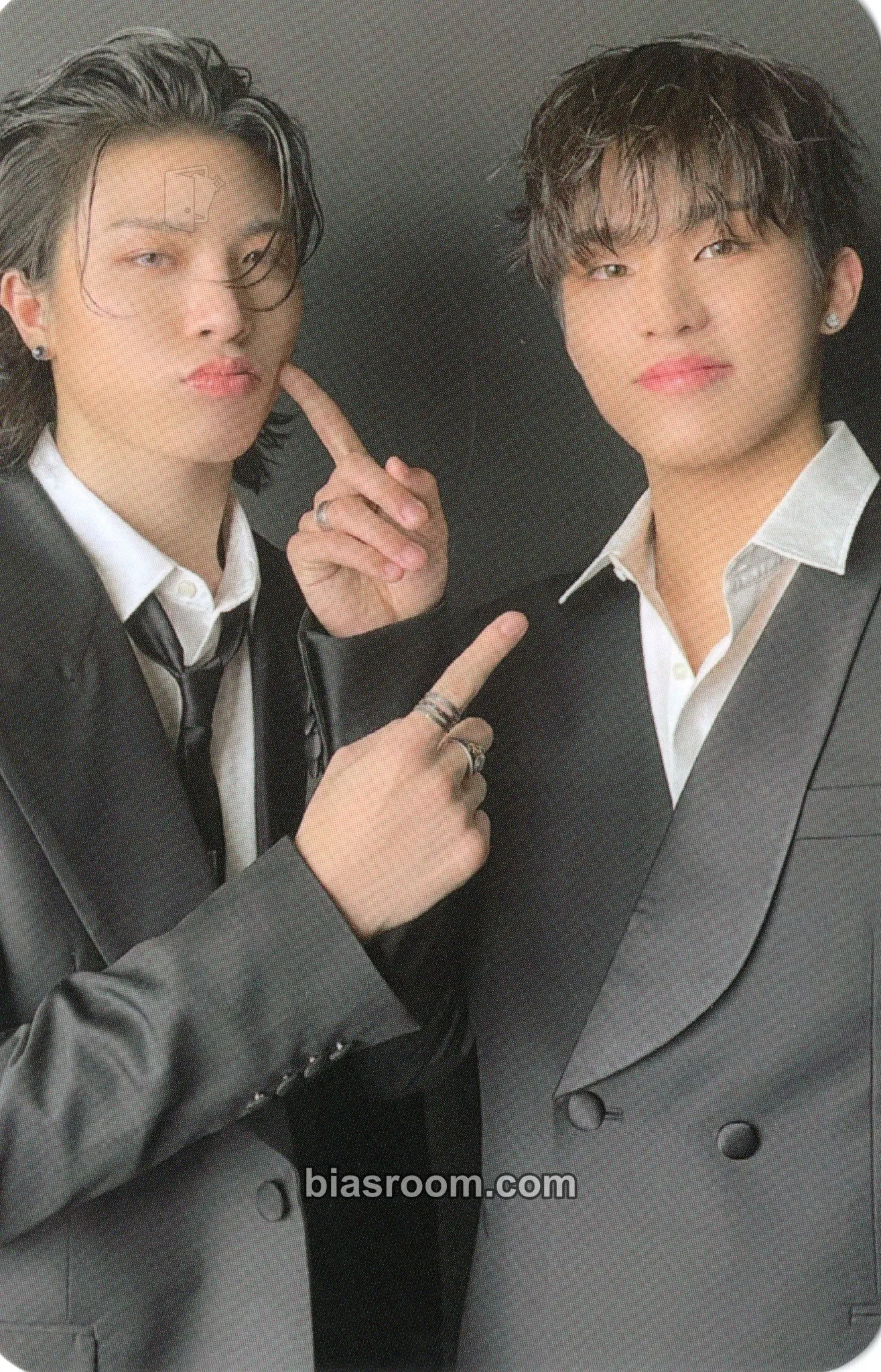 REBOOT Photocard - TREASURE - TREASURE K-pop photocard