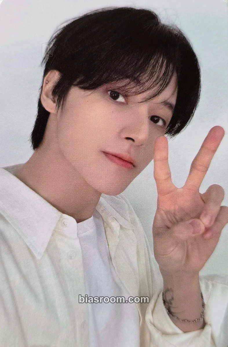 Wooyoung 2026 Fanmeeting - Atiny's Voyage: Tiny Mystery Photocard - ATEEZ - ATEEZ K-pop photocard