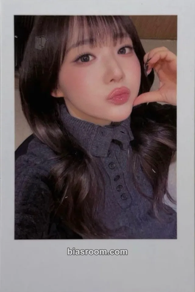tripleS - Seoyeon - Beyond Beauty Album whosfan video call (fancall) polaroid