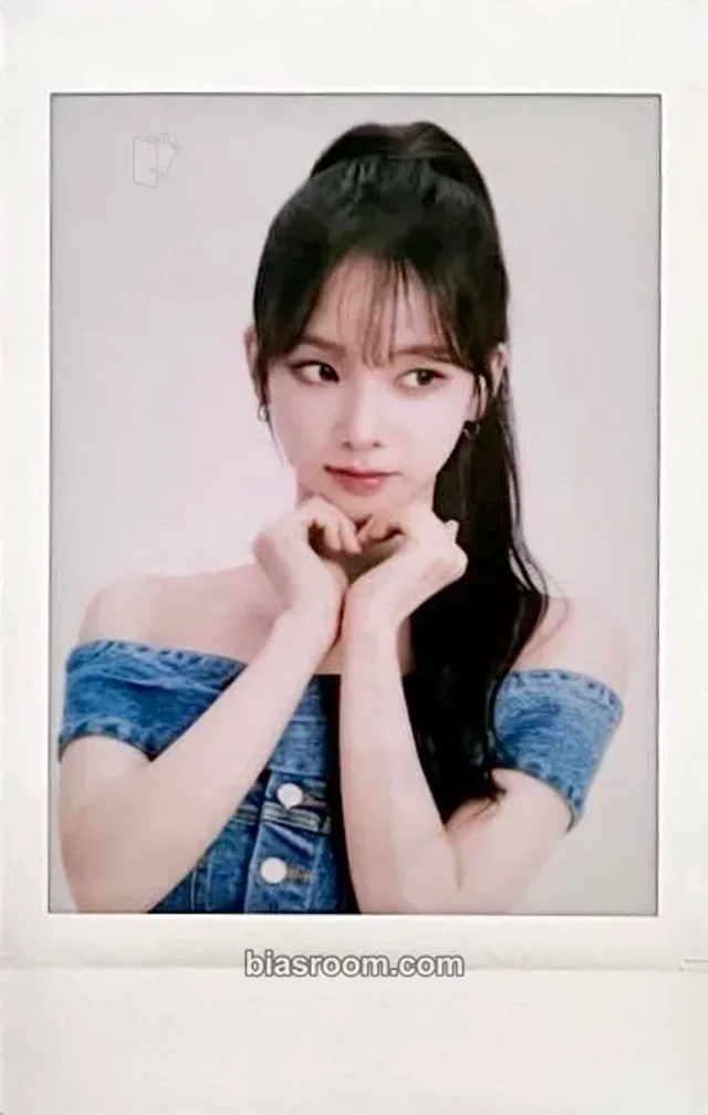 aespa - Karina - SYNK : HYPER LINE Event japan venue-limited polaroid trading card