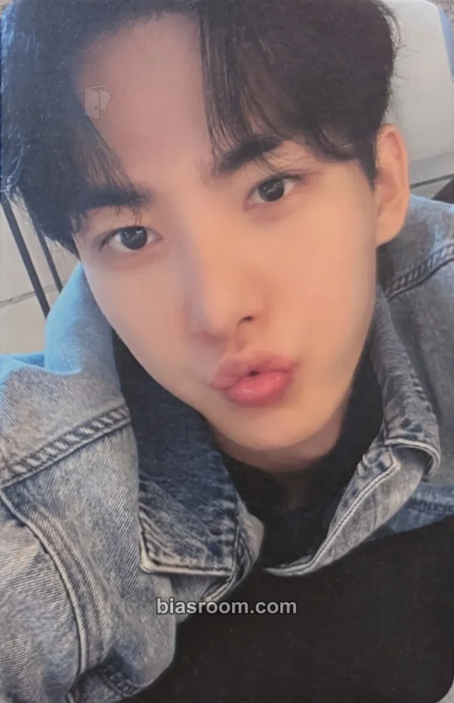 Hyunjun Hur - Hyunjun Hur (ex. Hwall) - Backseat Album musickorea (music korea) video call (fancall)