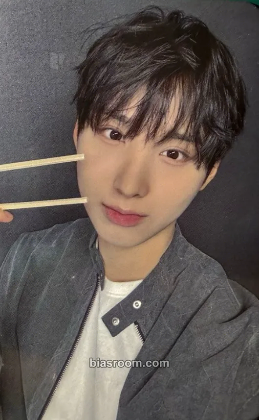 Juwang My First Flip Photocard - KickFlip - KickFlip K-pop photocard